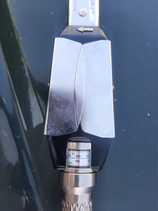 Ключ динамометрический продам новый