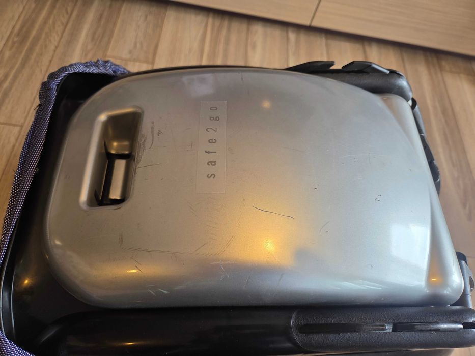 Столче за кола Mutsy Safe2go, Лежащ кош и адаптери set igo