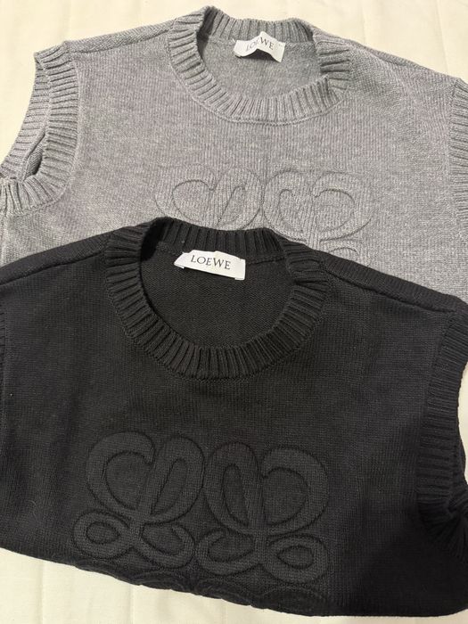 *Loewe* дамски пуловери с-размер