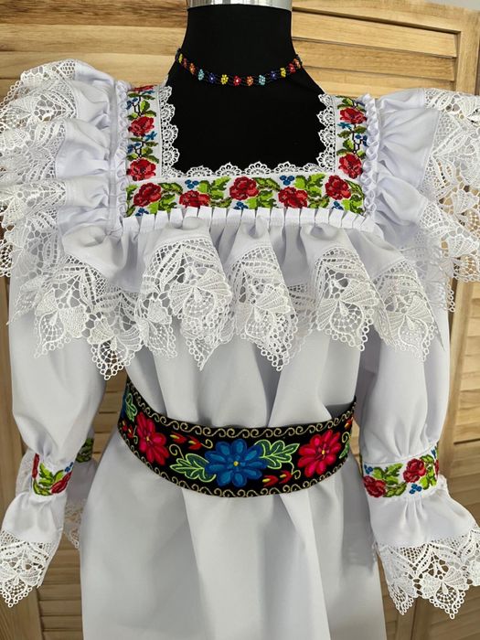 Camasa traditionala de Maramures cu brau pentru femei