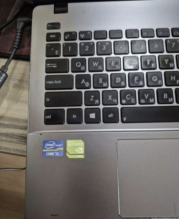 Ноутбук Asus Core i5 HDD 1TB Azu 4Gb