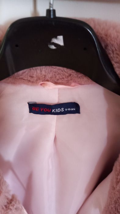 Haina fete 8-10 ani de blanita