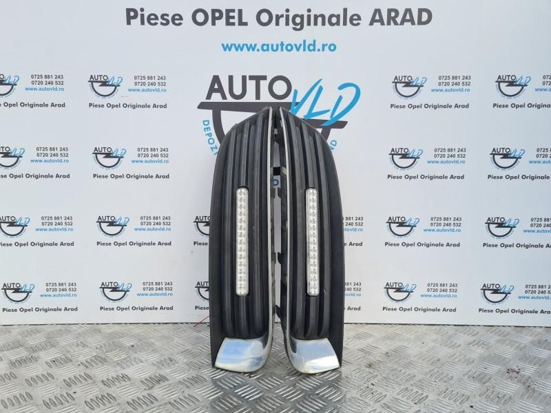 Grila proiector cu Led stanga dreapta Opel Insignia A