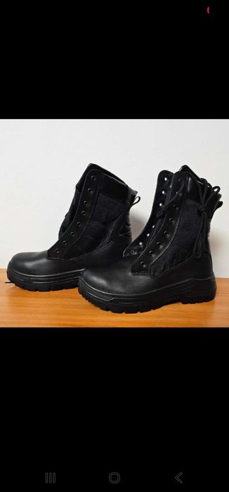 Bocanci din piele naturala