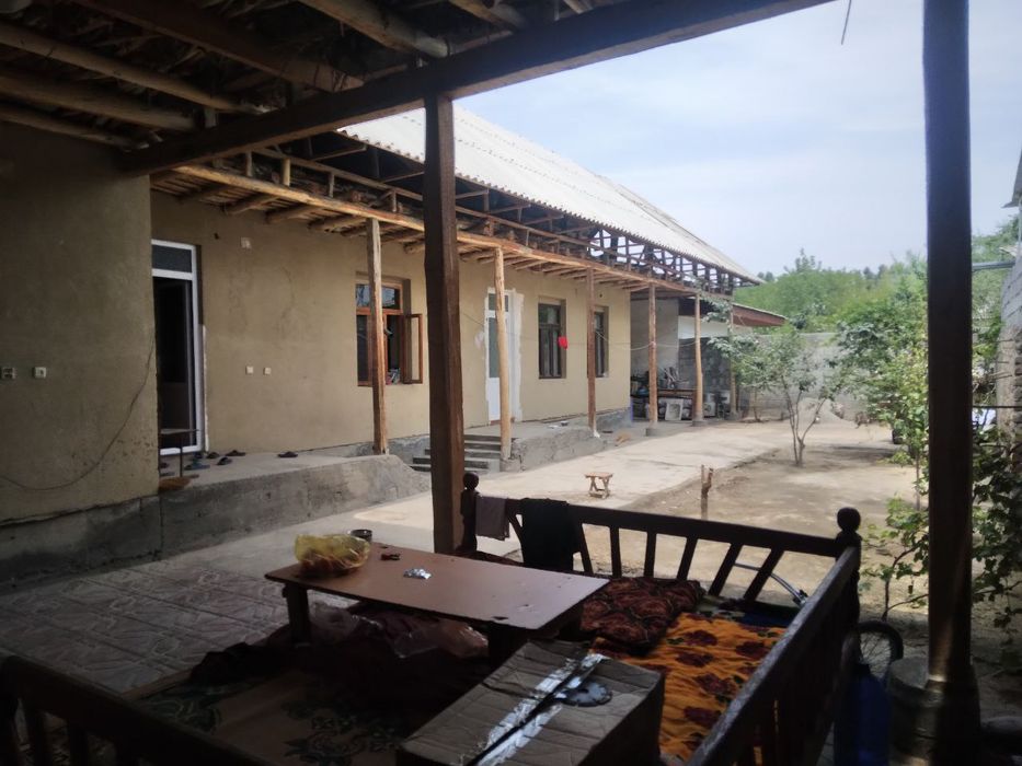 Ховли уй сотилади зудлик билан