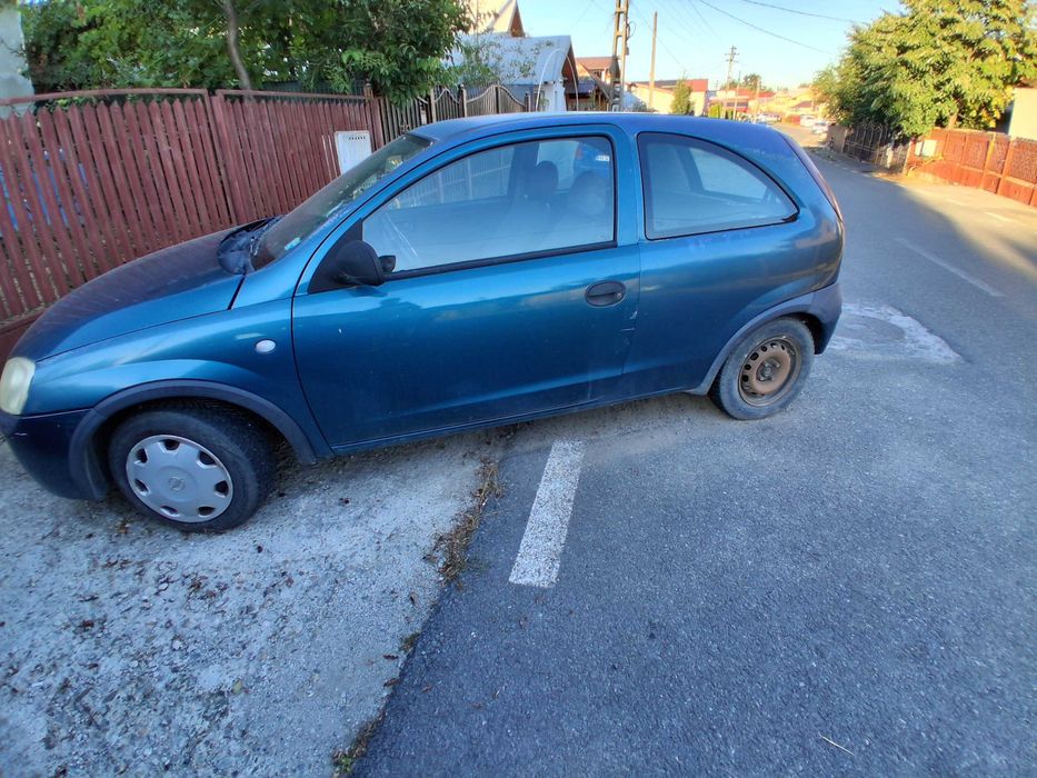 Opel corsa C 1.0 benzina
