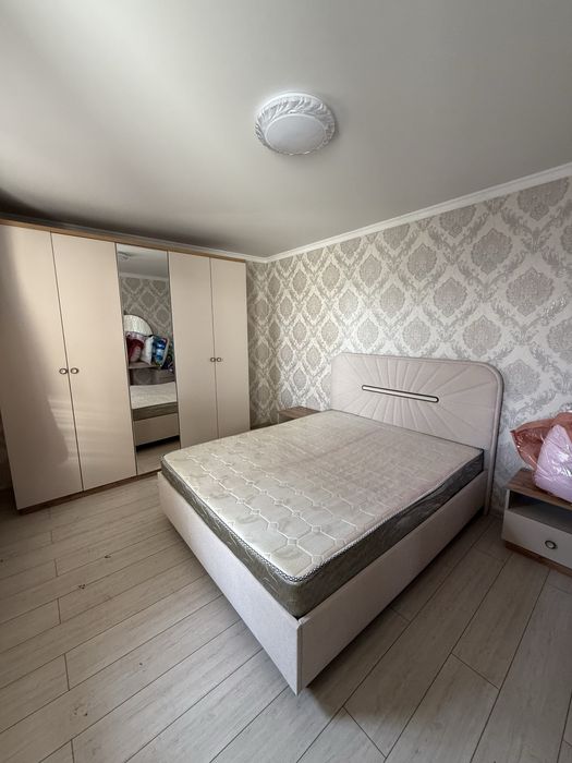 Гарнитур спальня