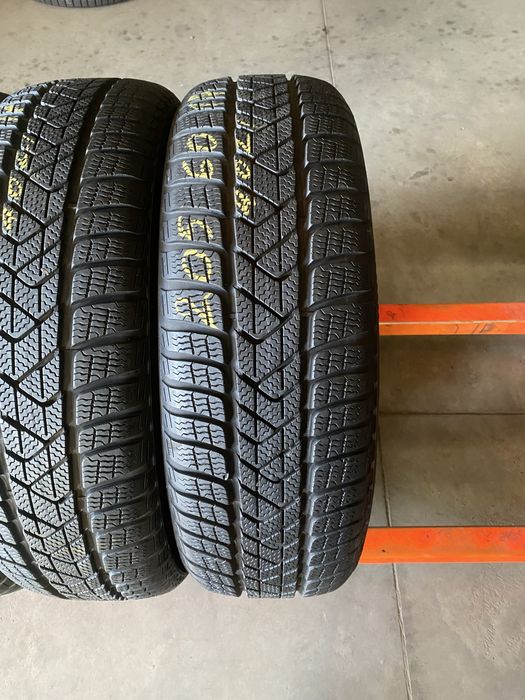 Anvelope iarna 205/60/17 Pirelli Sottozero 3 205 60 17 R17