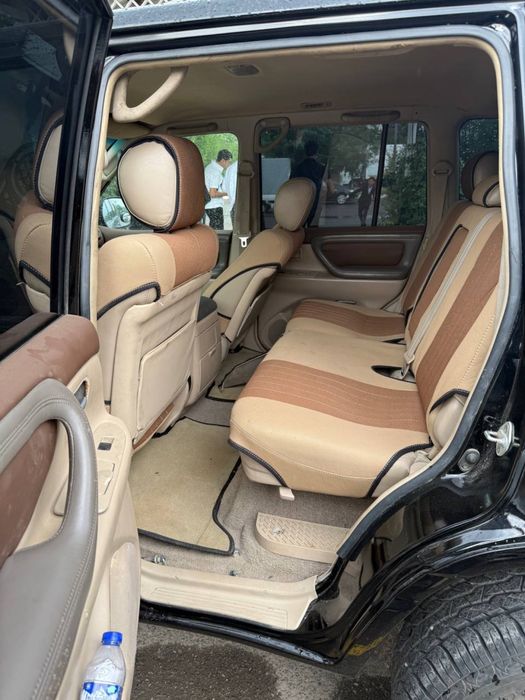 Toyota lexus lx 470