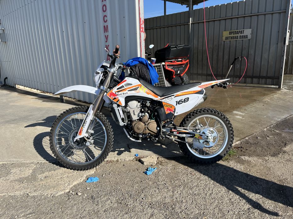 Ендуро кросо мотор