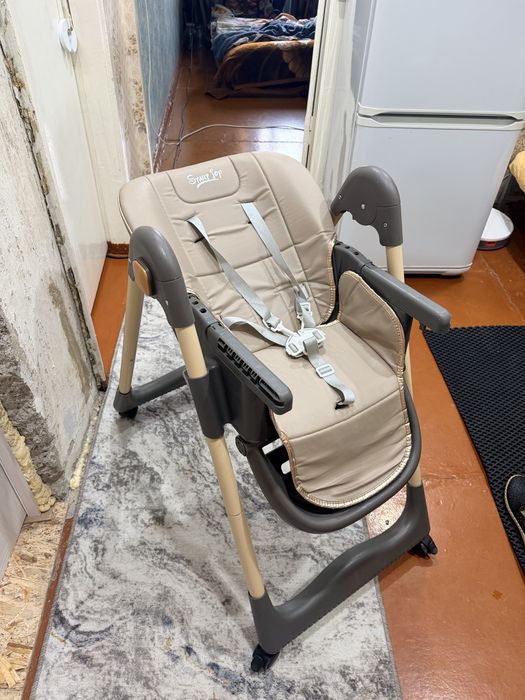 Продам стульчик для кормления