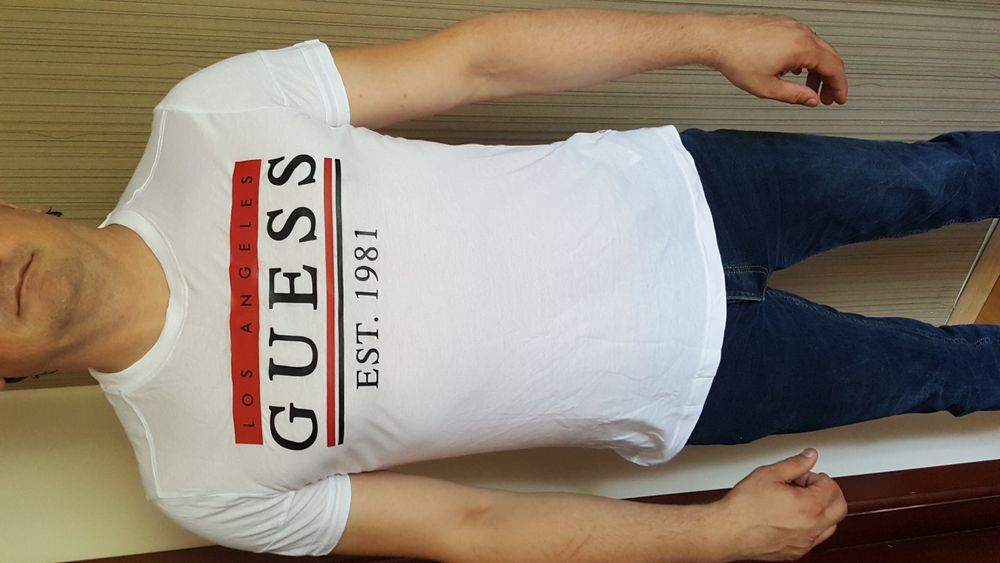 Tricouri noi, barbati, originale Guess, mar M, L