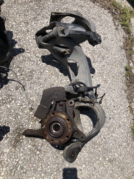 Дискове,главини,шенкели,апарати за Пежо 407