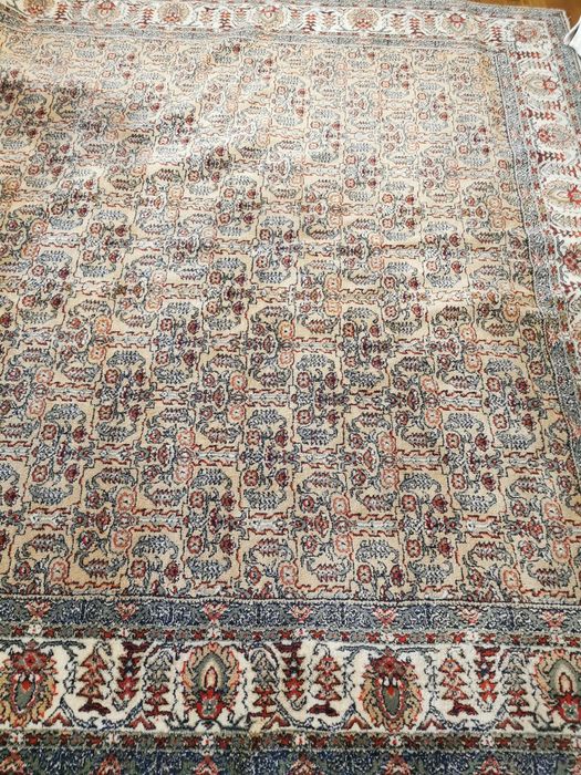 Асортимент от килими