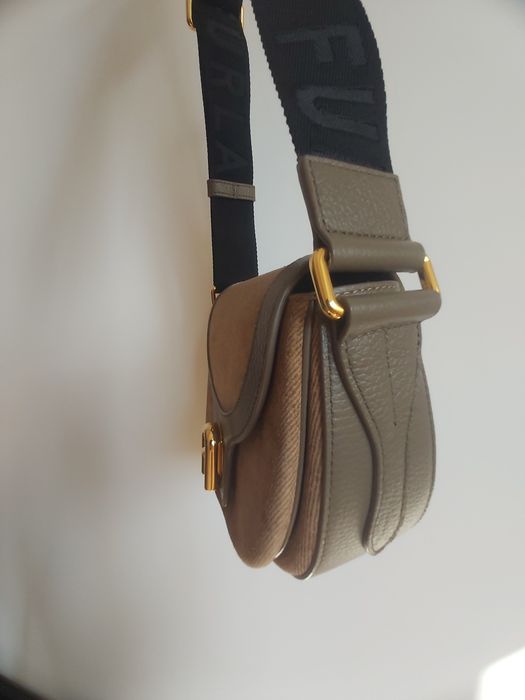 Лятно намаление Furla Lotus чанта / Фурла