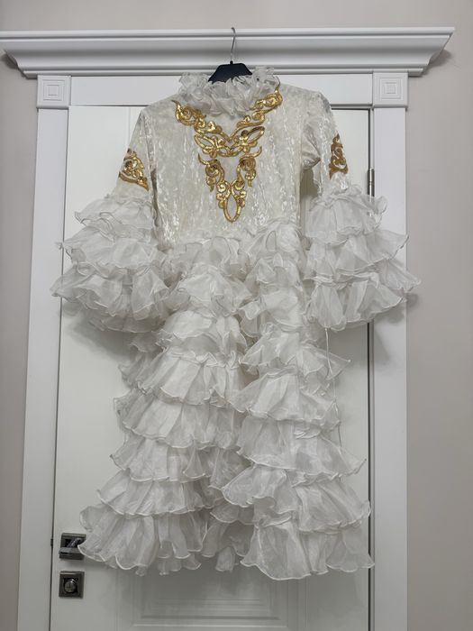 Национальные народные костюмы платья