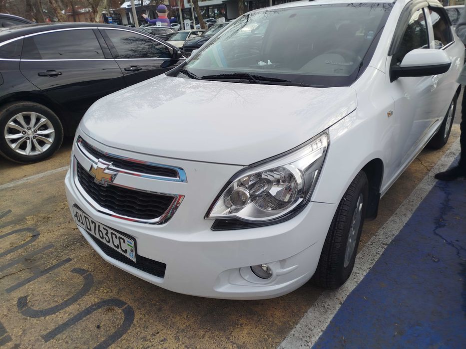 Кобалт сотилади, автомат коробка