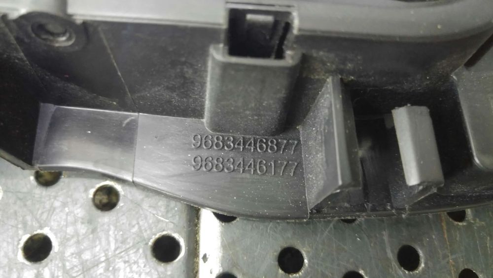 Maner interior stanga spate peugeot 3008 9683446877 9683446177