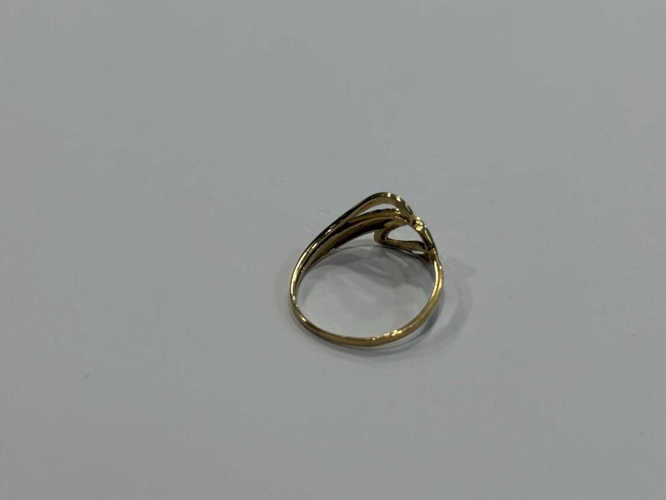 Златен дамски пръстен 14К – 1,50 г