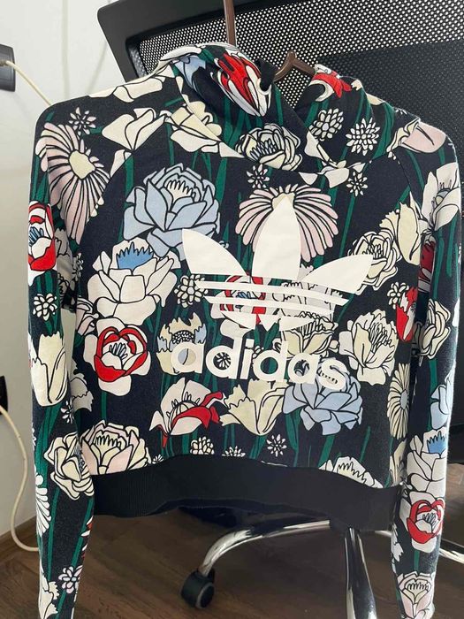 Суичър с качулка Adidas