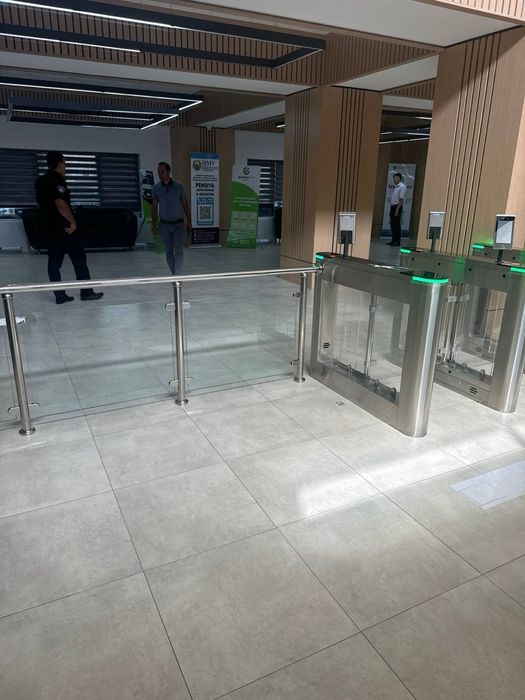 Nerjaveyka  Perilla Va Bayroq o'rnatib berish xizmatini taklif qilamiz