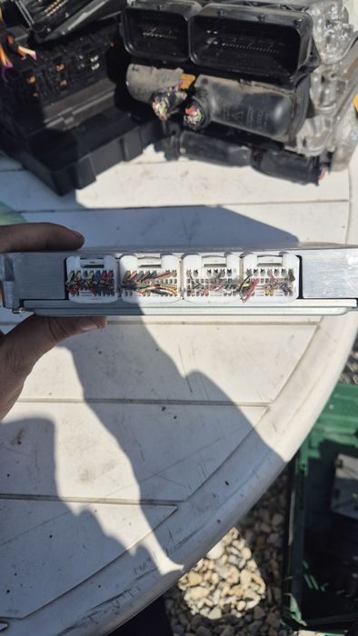 Оправление на Двигател за Тойота Авенсис Т25 2.2 D.Cat