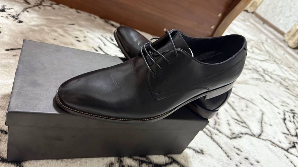 Amerikadan kelgan erkaklar tuflisi