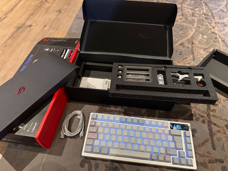 Игровая клавиатура Asus Rog Azoth, 8K Hz