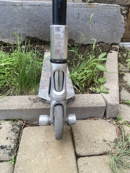 трюковой самокат