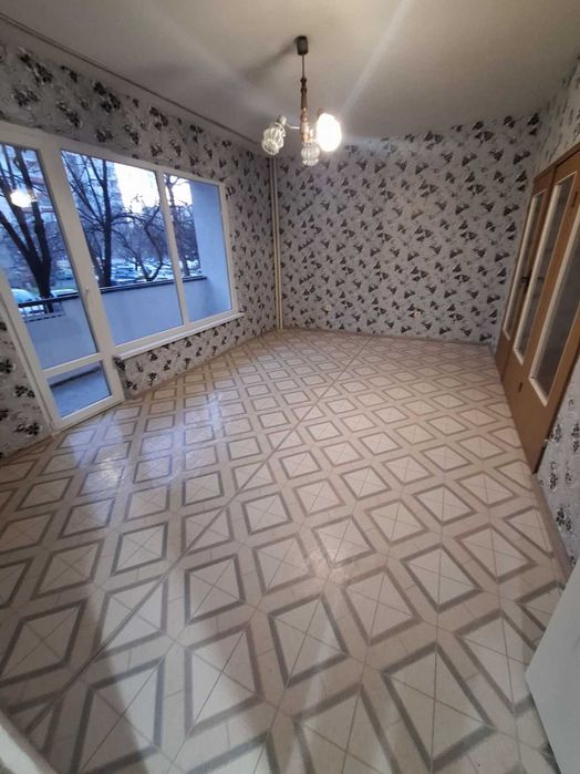 Продава се Тристаен апартамент в Пловдив, Център - 94 кв.м за 885 €/кв.м - Снимка #3