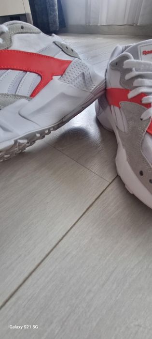Мъжки маратонки reebok gigi hadid