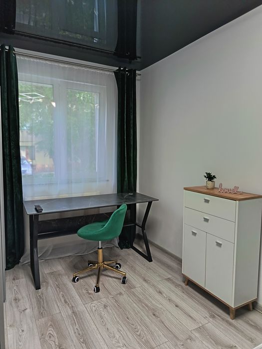 Închiriez apartament