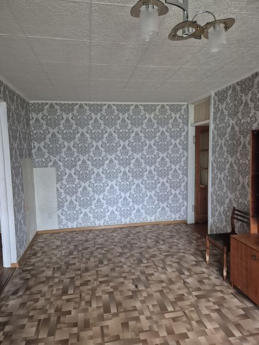 Продам 2 комн квартиру.
