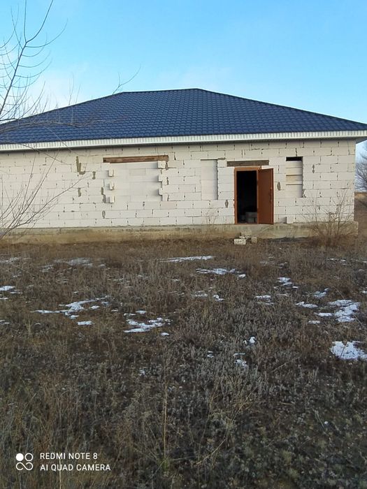 Продам частный дом 
Үй көлемі 12×16
4 бөлмелі, іші толық бөлінген
Свет