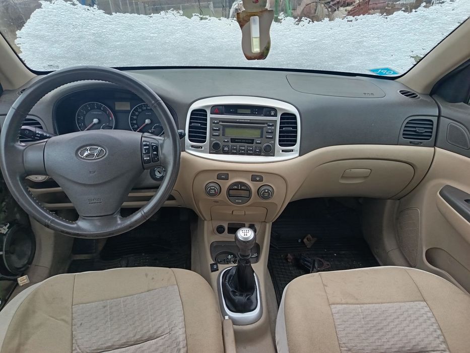 Piese hyundai accent 1.6 benzIna D4ED 2005-2010 climatronic dezmembrez