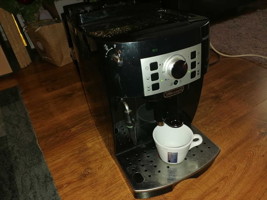 Expresor Delonghi Magnifica S import Germania