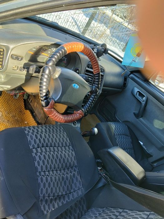 Продам ваз 2112 срочно