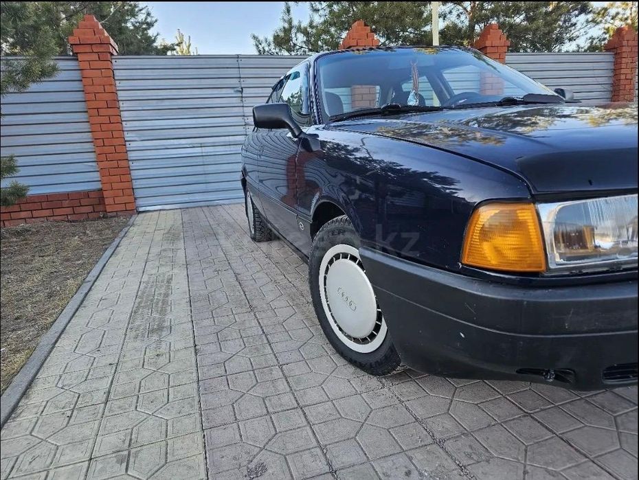 Продам Audi 80 b3.