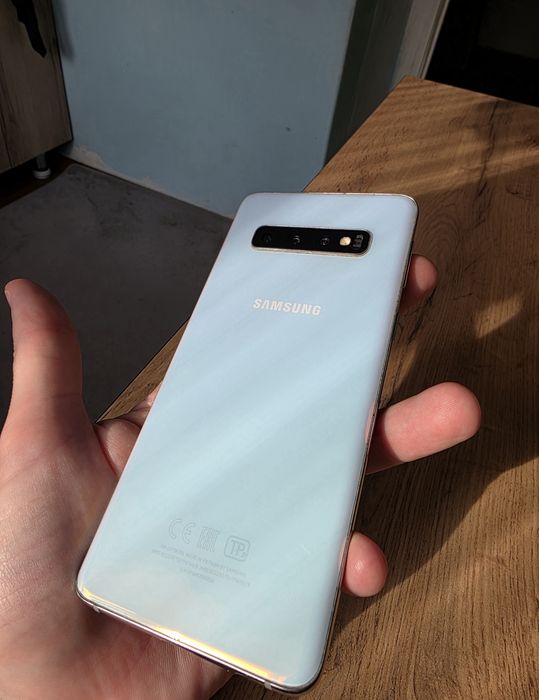 Samsung Galaxy S10 (SM-G973F) версия андроид 11