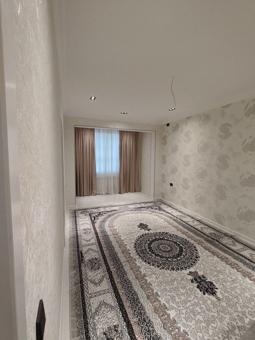 Срочно сдаётся квартира Мирабадский р-н Куйлюк массив 2 2/4/4 с ремон