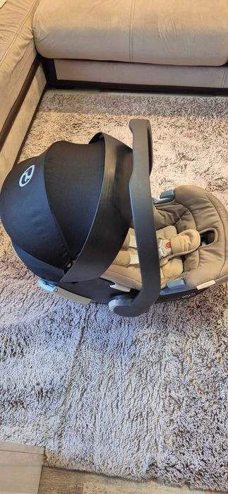 Cybex Aton 5, кошница за автомобил