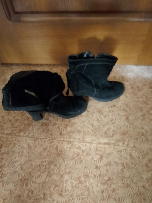 Кожаные зимние полусапожки