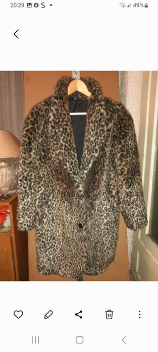 Vând haină de blana animal print