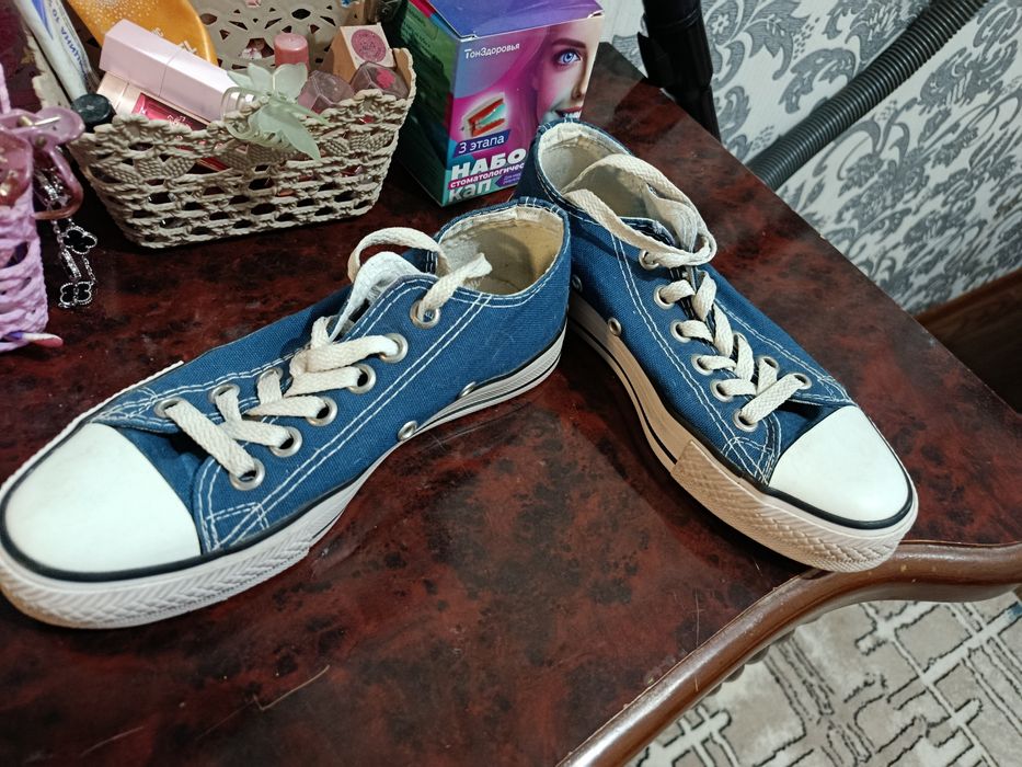 Орегинал. Джинс. Одевали вообще мало