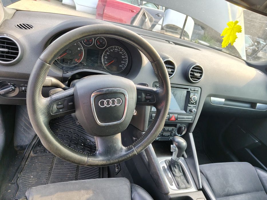 Piese motor BYT cutie KDD interior s linie  planșa navi audi A3 8p