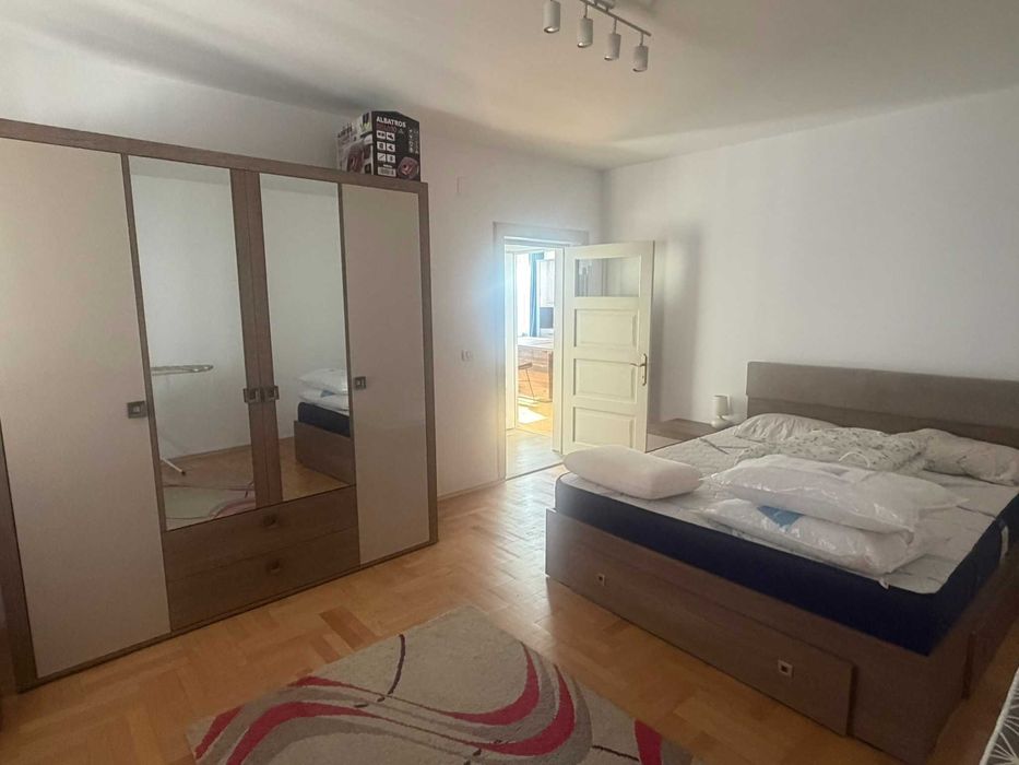 Ploiesti semicentral zona rezidentiala - Casa de inchiriat pentru locuit sau cabinete/birou