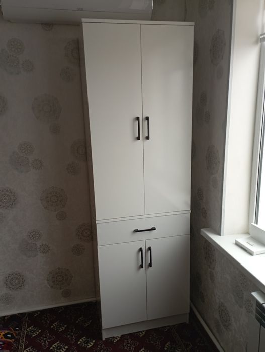 Шкафчик сатылады