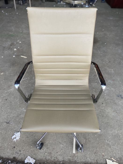 Луксозни офис столове !