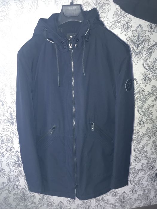 Куртка  новая