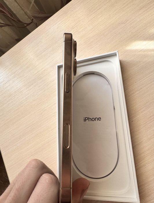 Apple 16 pro 256 EAC